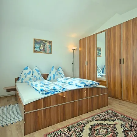 App Rosi Апартаменты *