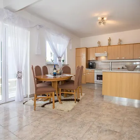 Apartament App Rosi
